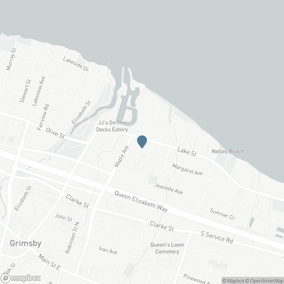28 LAKE Street, Grimsby, Ontario L3M 2G7